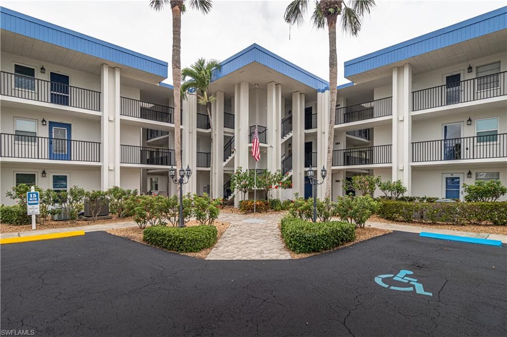 1828 Pine Valley DR 201-12
