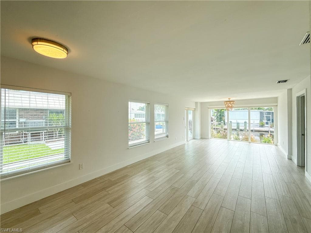 2846 Arbutus ST C2-5