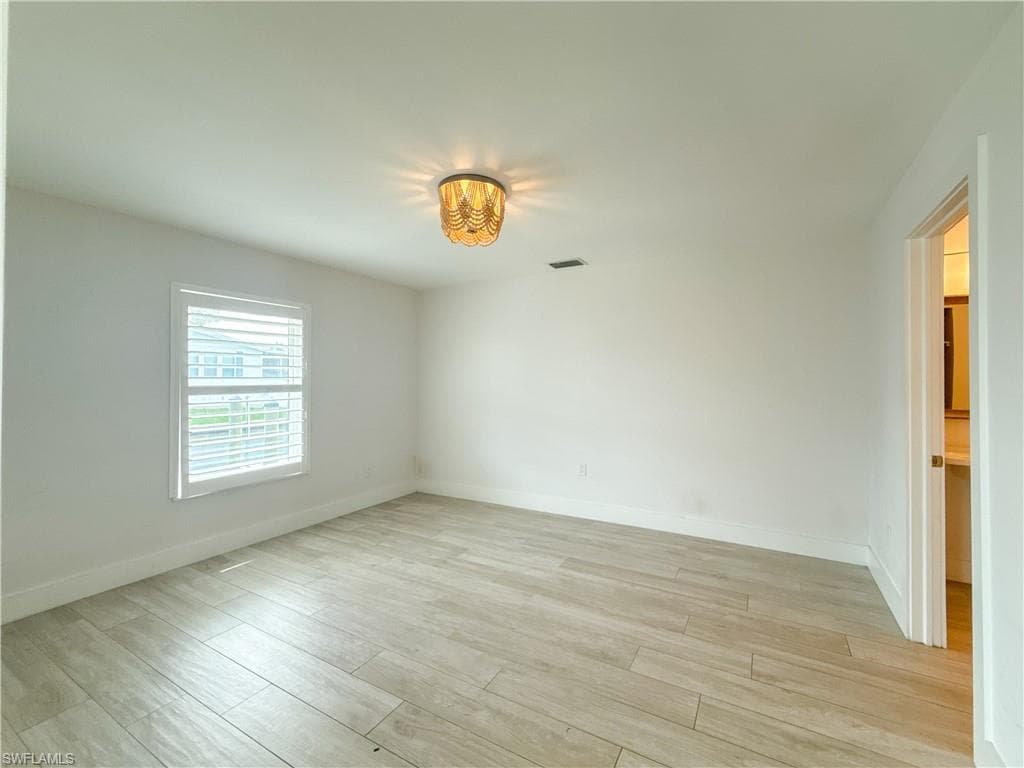 2846 Arbutus ST C2-10