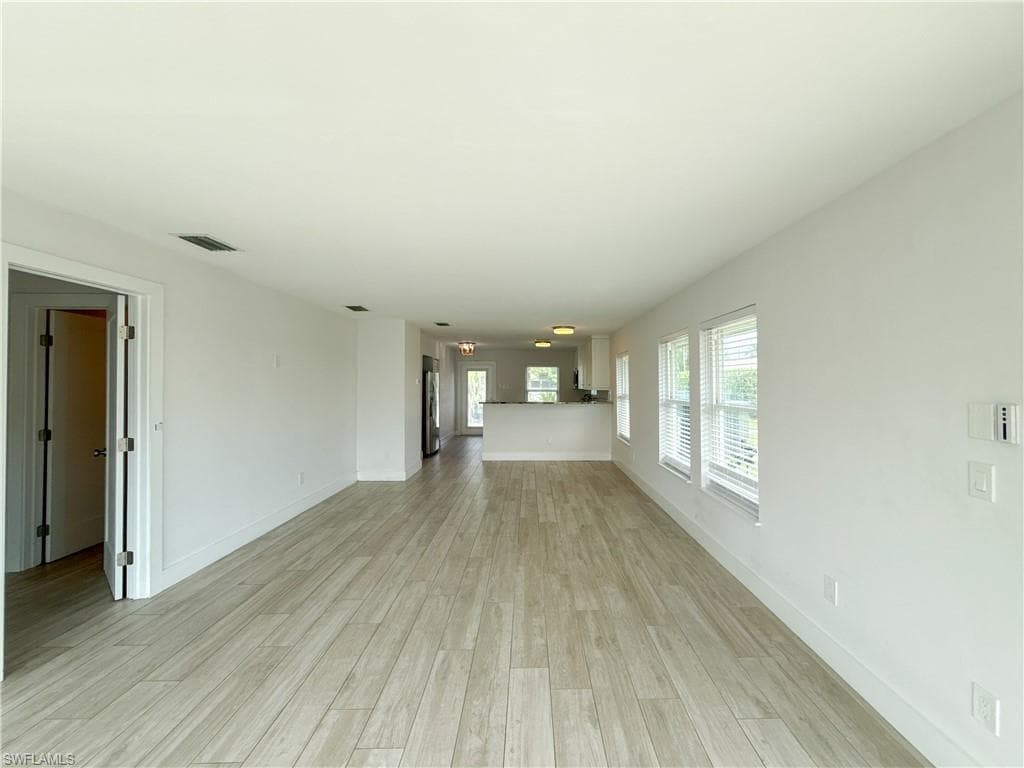 2846 Arbutus ST C2-8