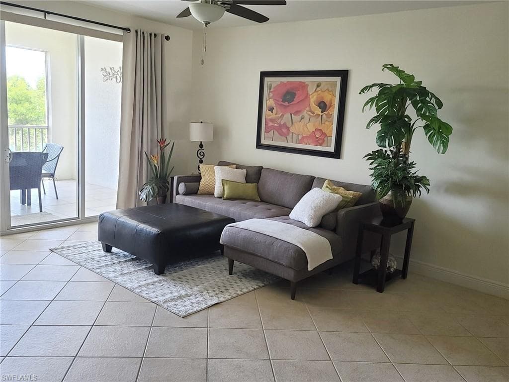 11041 Gulf Reflections DR 305-5