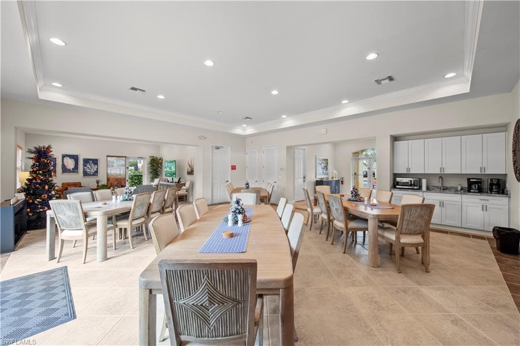 11041 Gulf Reflections DR 305-31