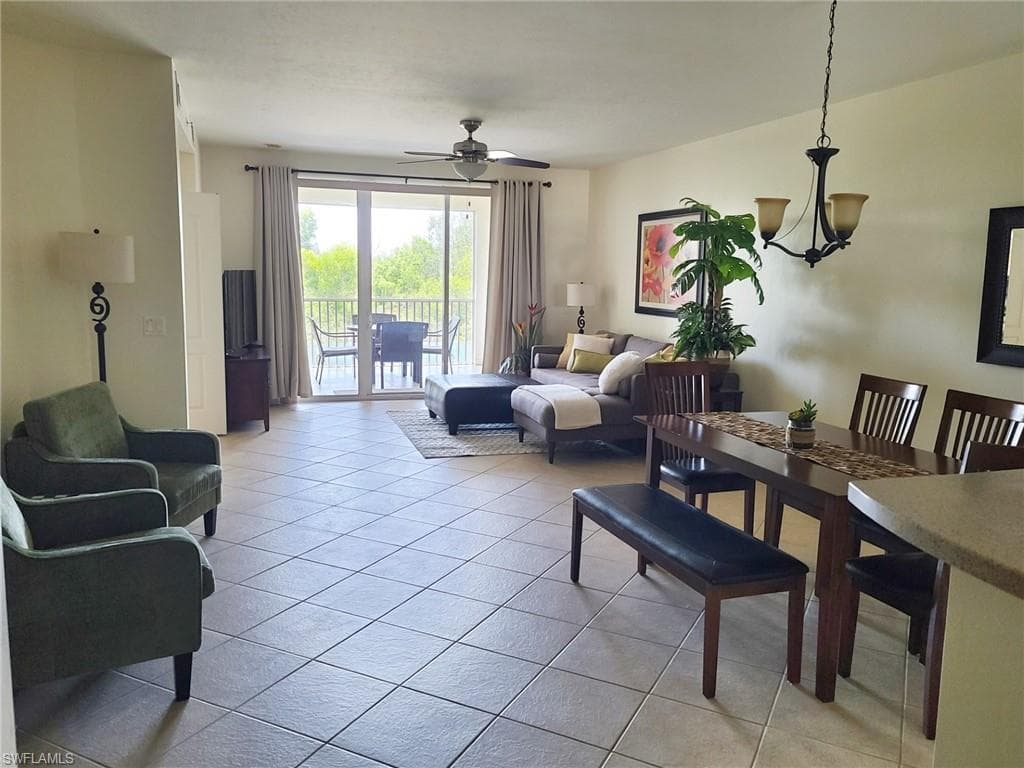 11041 Gulf Reflections DR 305-4
