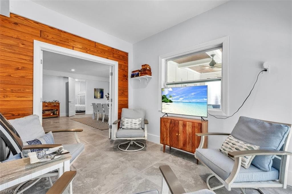 9277 Belding DR-29