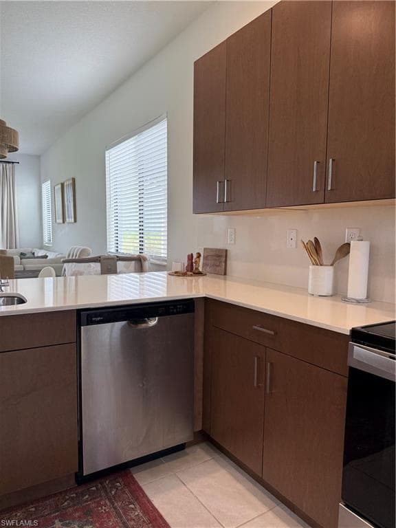 5823 Cassidy LN-4