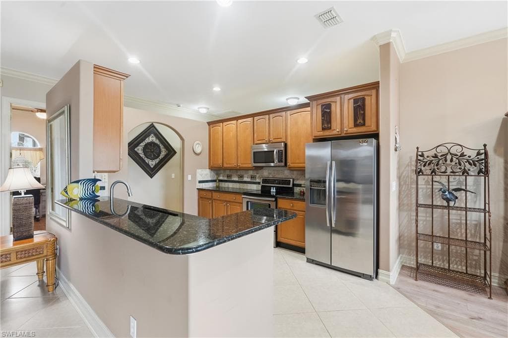 13513 Island RD-13