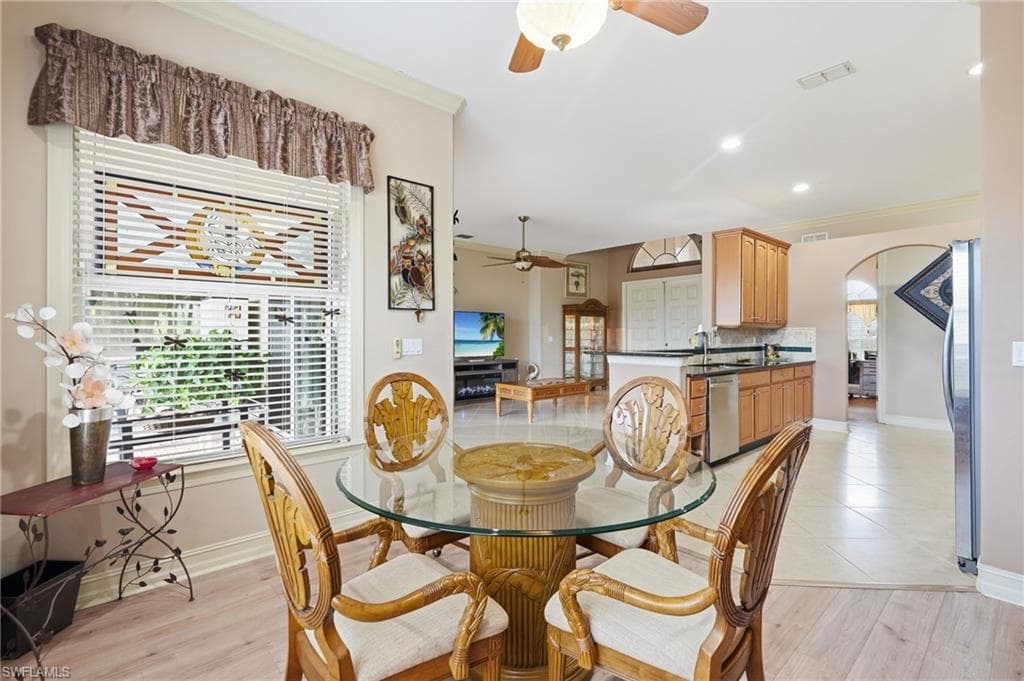 13513 Island RD-16
