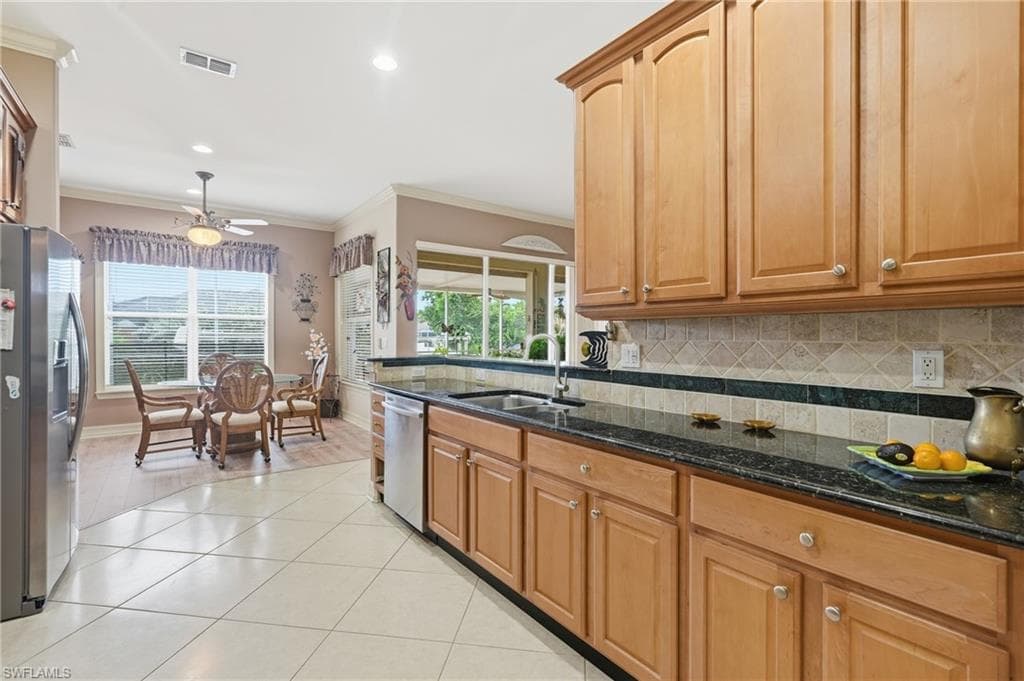 13513 Island RD-12