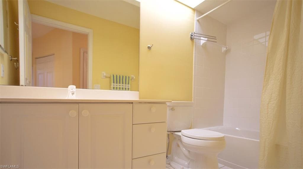 6855 Satinleaf RD S 202-28