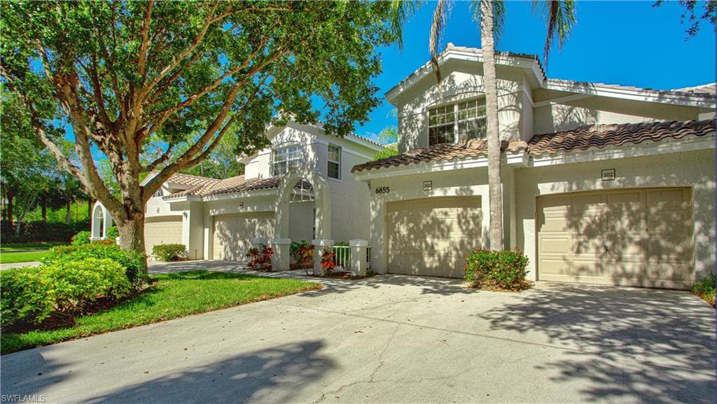 6855 Satinleaf RD S 202-5