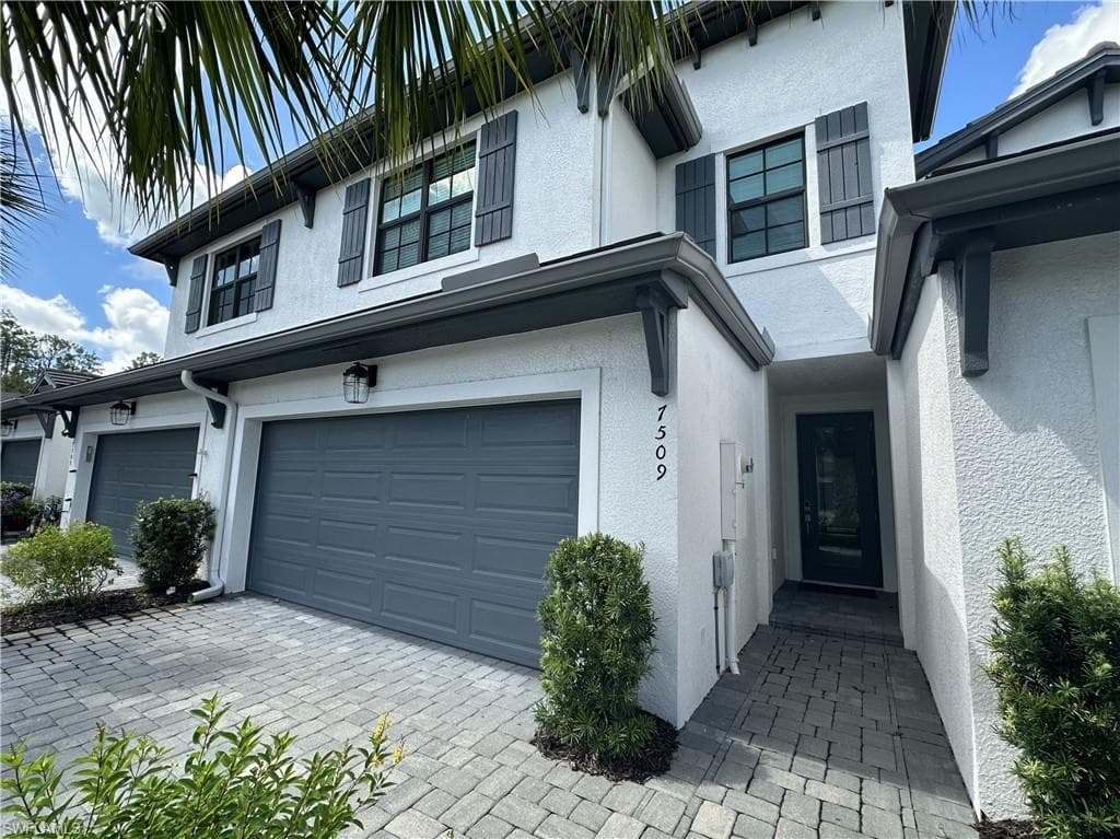 7509 Carnegie WAY-2