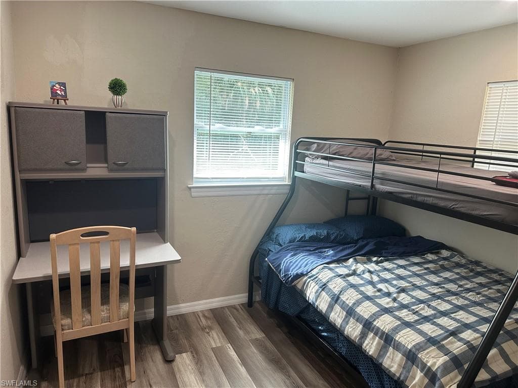 3150 Polly AVE-10