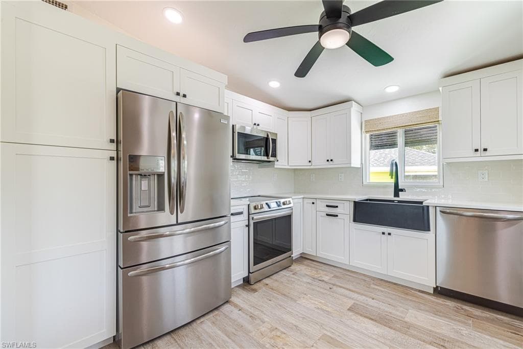 139 Coconut DR-2