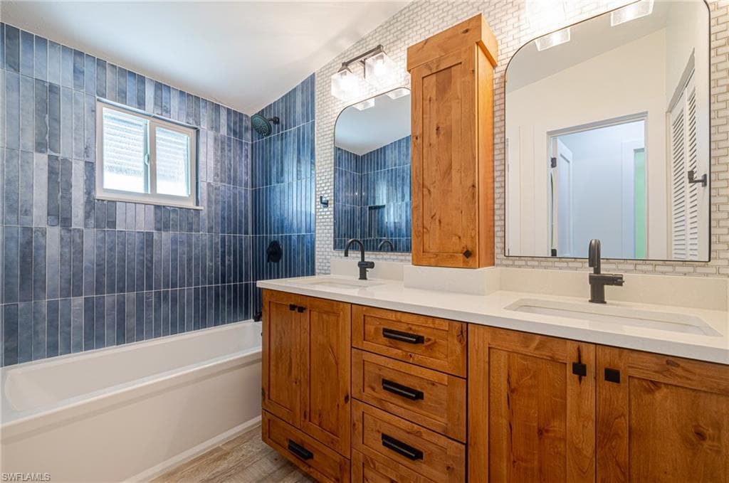 139 Coconut DR-6