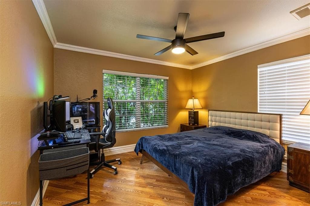 120 Burnt Pine DR-13