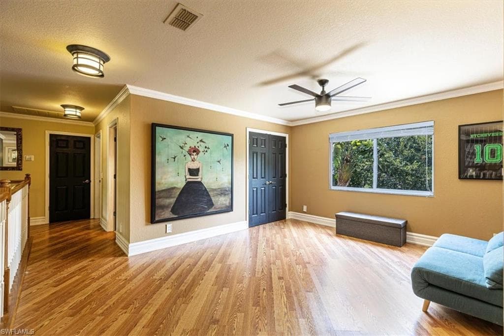 120 Burnt Pine DR-10
