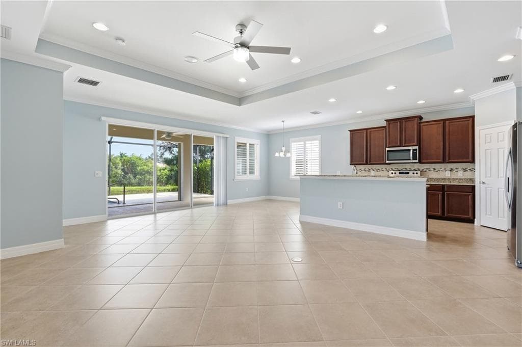 8618 Banyan Bay BLVD-5