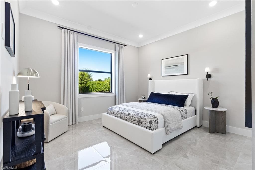 240 Allamanda WAY-22