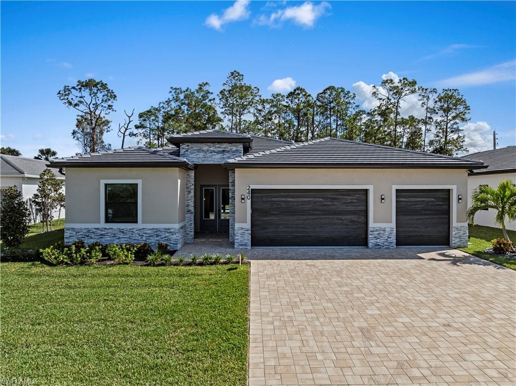 240 Allamanda WAY-1