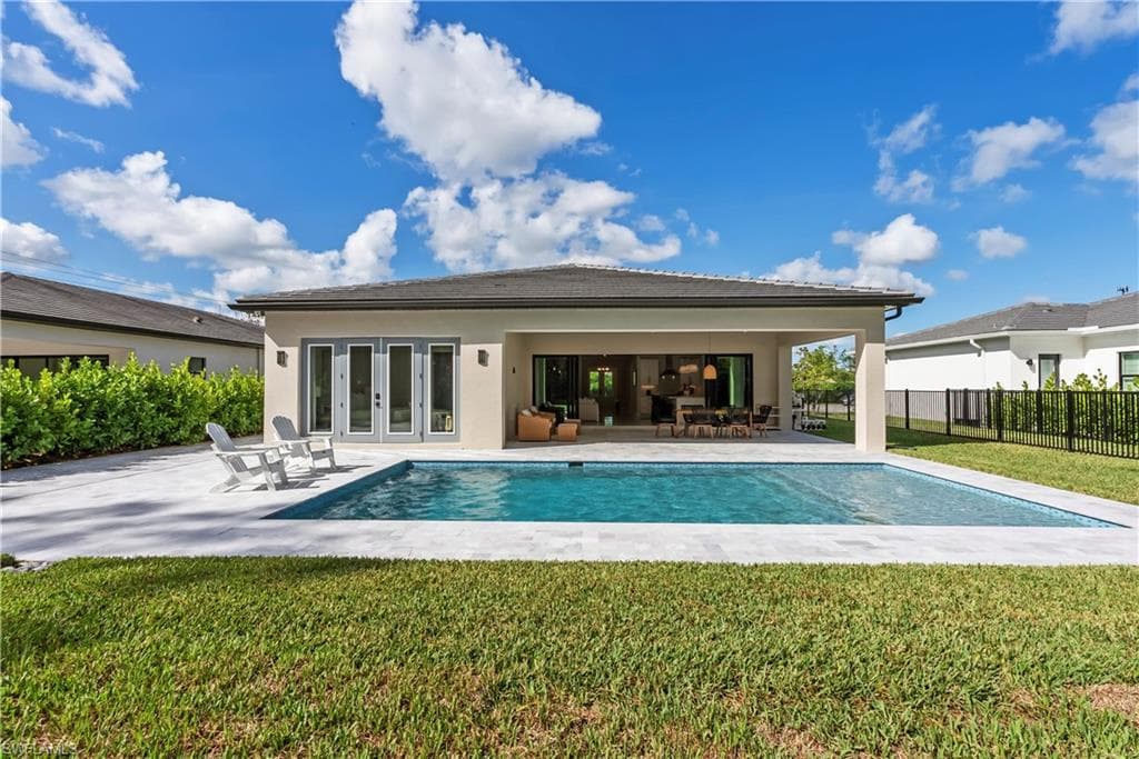 240 Allamanda WAY-8