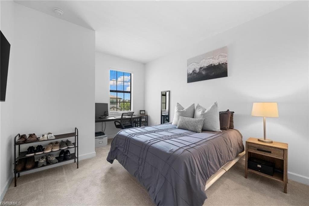 14228 Pine Lodge LN-13