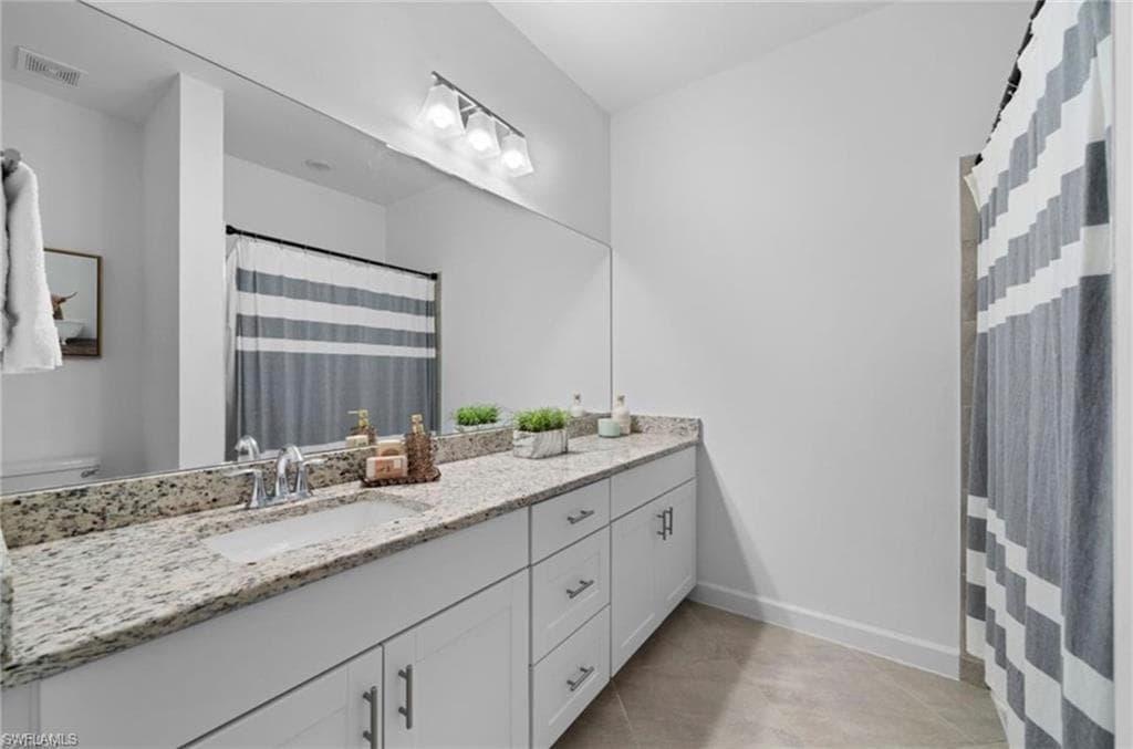 14228 Pine Lodge LN-12