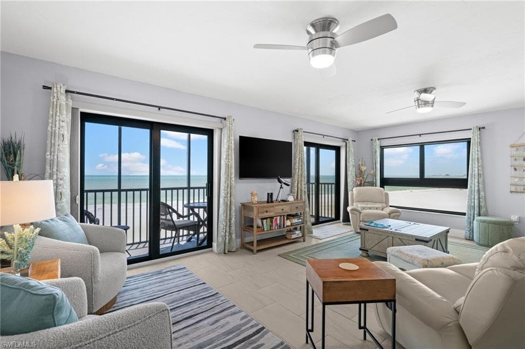 6612 Estero BLVD 903-7