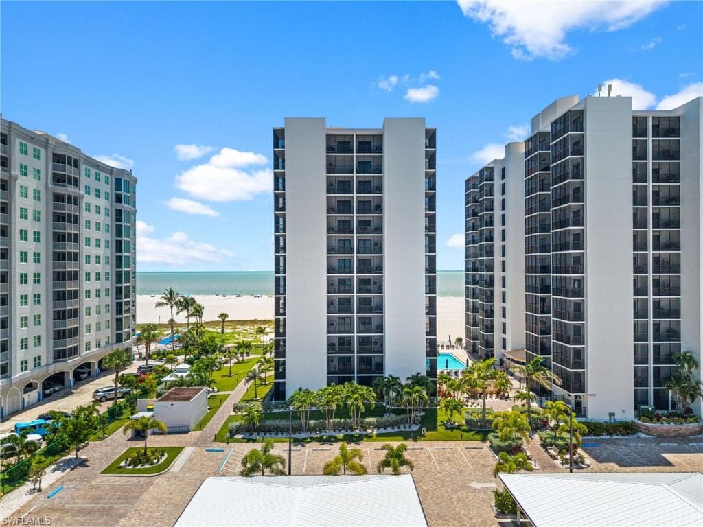 6612 Estero BLVD 903-38