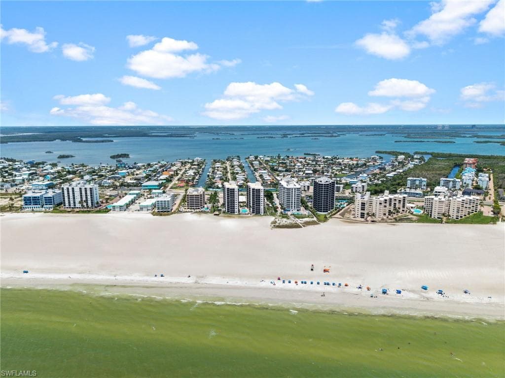 6612 Estero BLVD 903-33