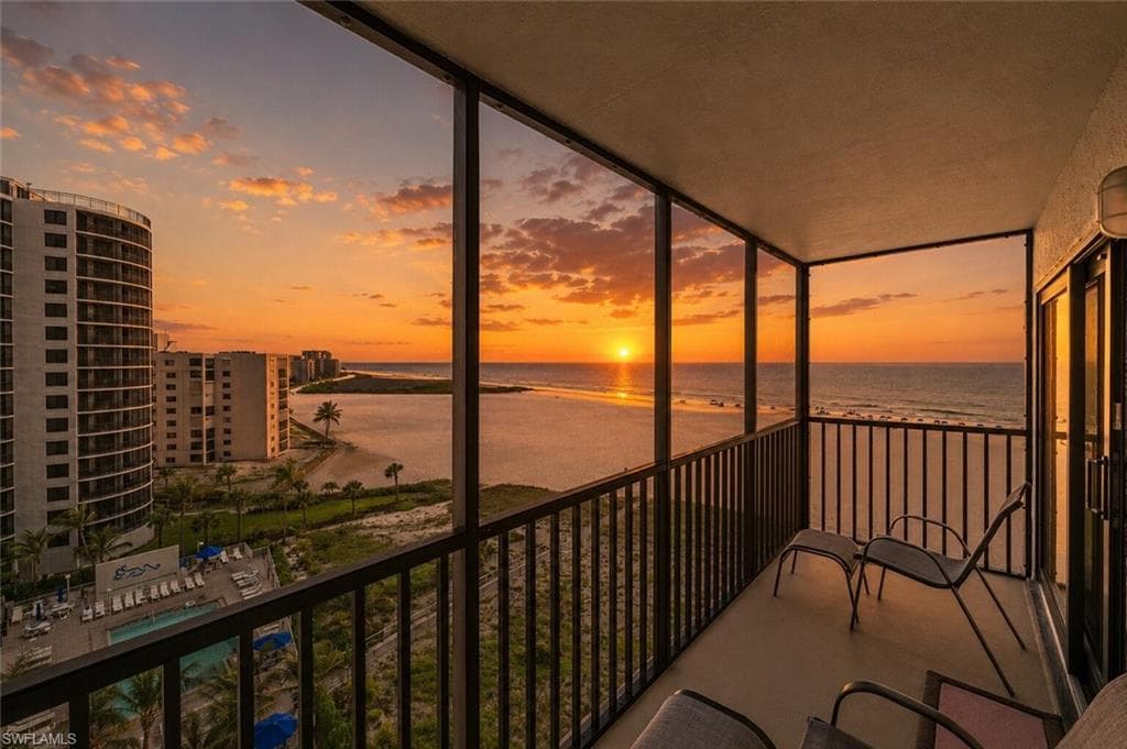 6612 Estero BLVD 903-25