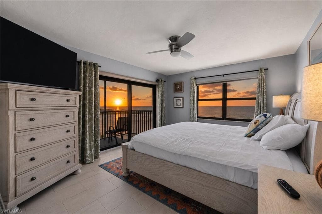 6612 Estero BLVD 903-21