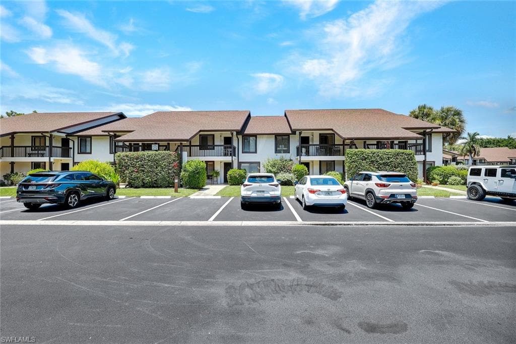 800 Misty Pines CIR 205-25