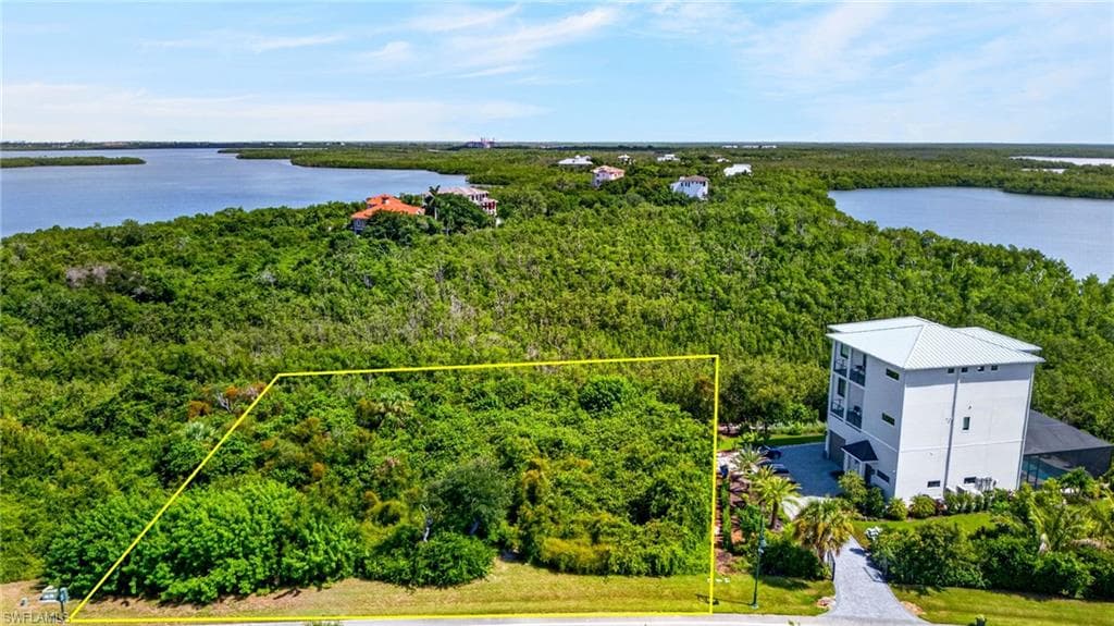 1065 Blue Hill Creek DR-9