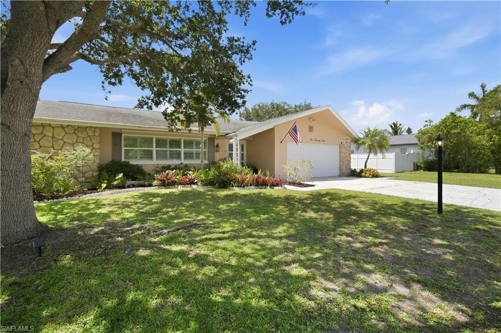 1024 El Mar AVE-2