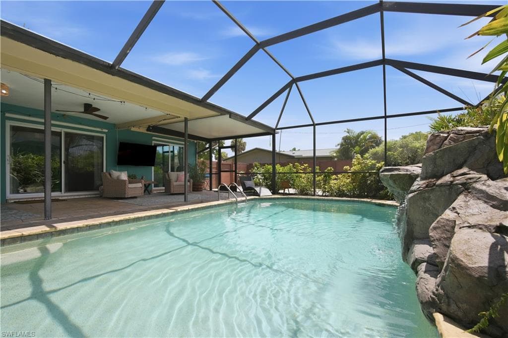 1024 El Mar AVE-33
