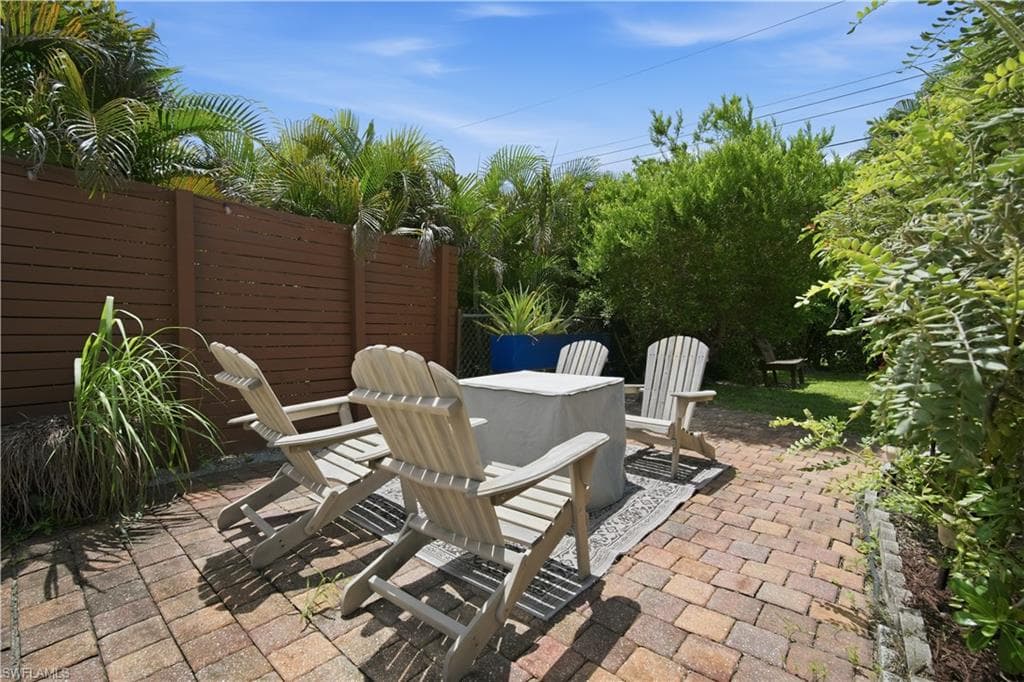 1024 El Mar AVE-37