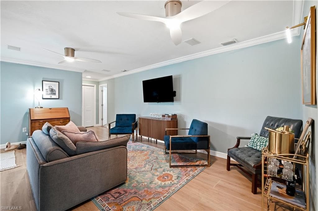 1024 El Mar AVE-19