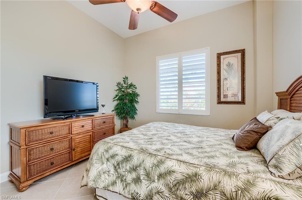 3881 Kens WAY 4301-16