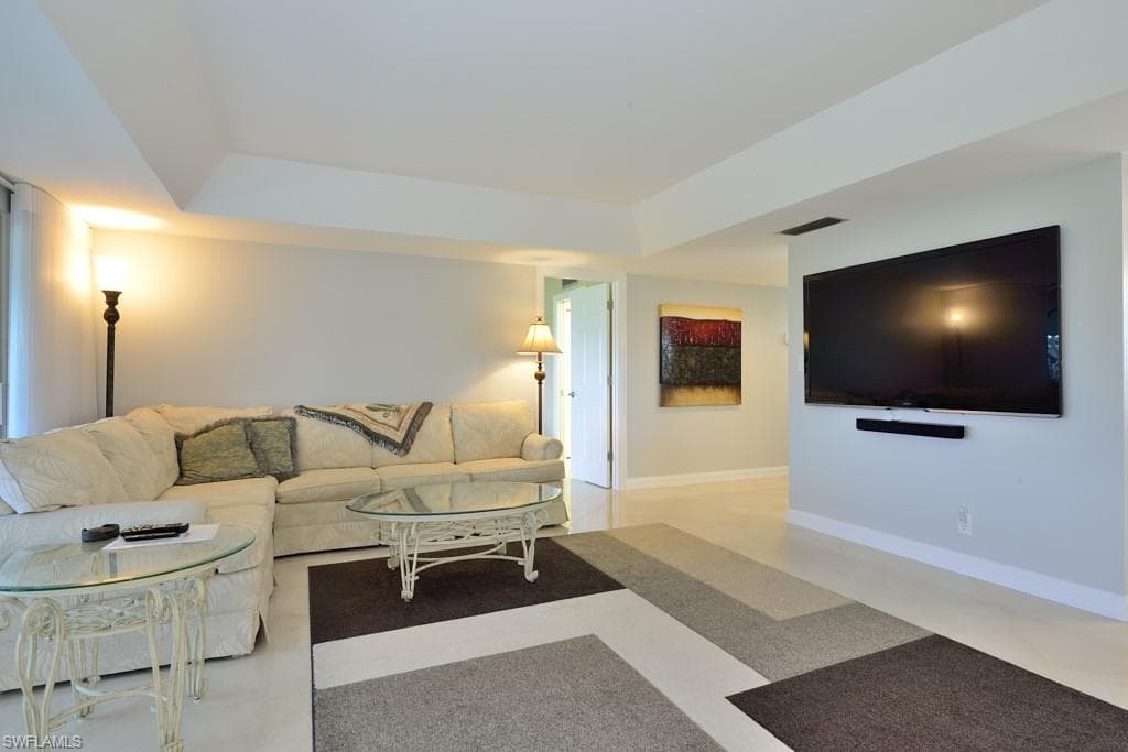 124 Penny LN 778-2