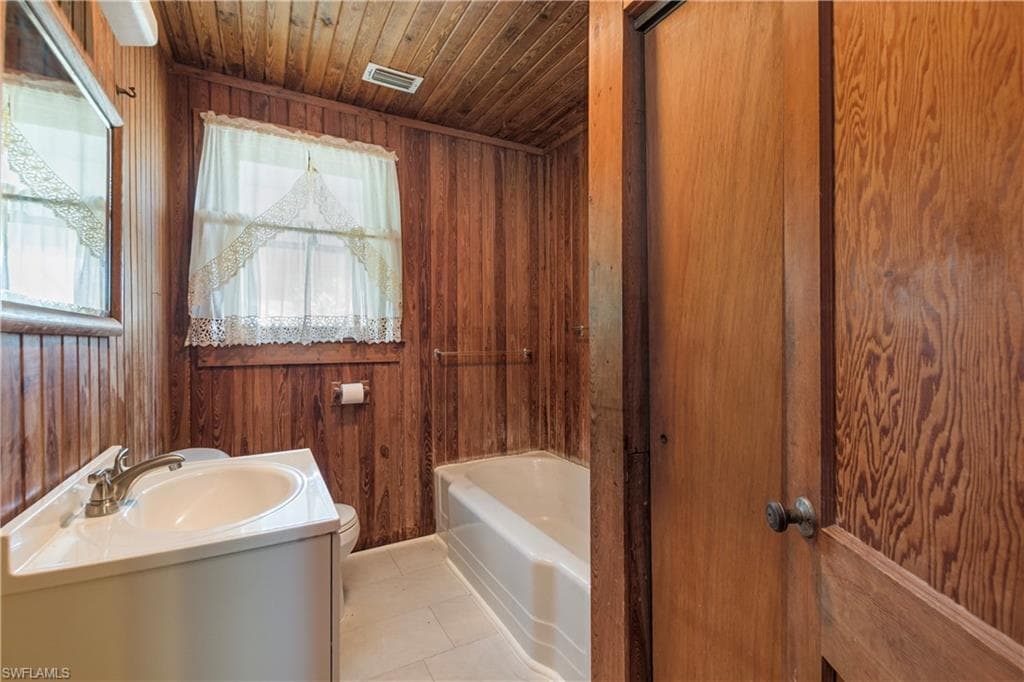 507 Jefferson AVE W-17