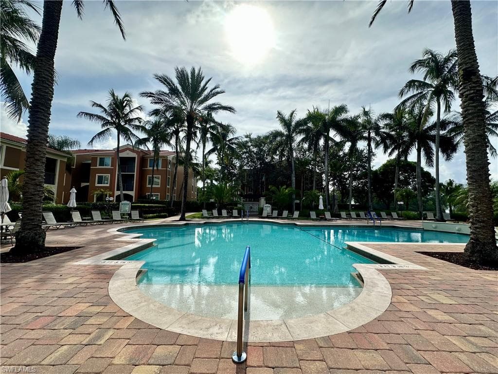 1230 Reserve WAY 304-15
