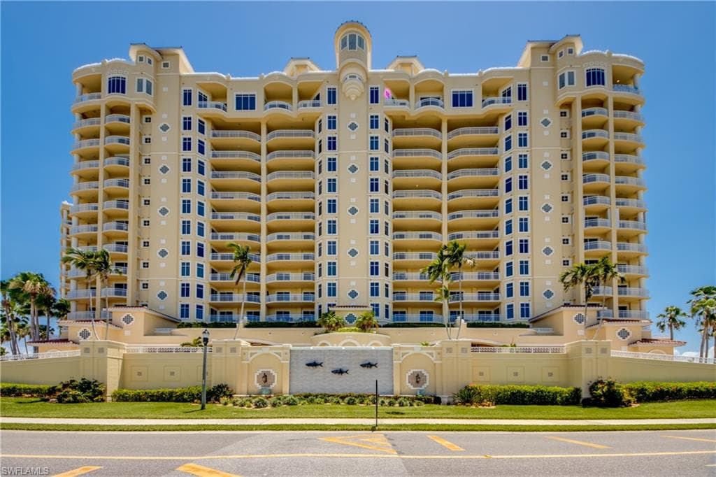 6081 Silver King BLVD 1002-1