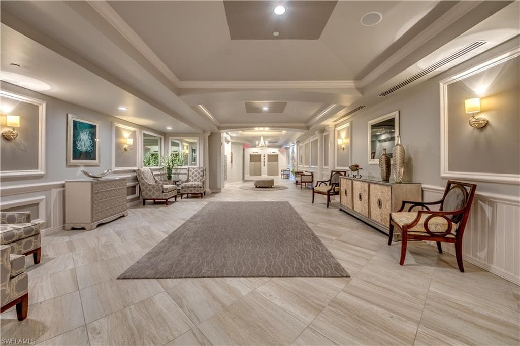 6081 Silver King BLVD 1002-37