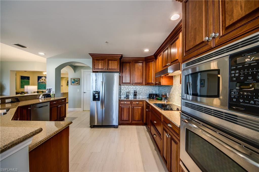 6081 Silver King BLVD 1002-11