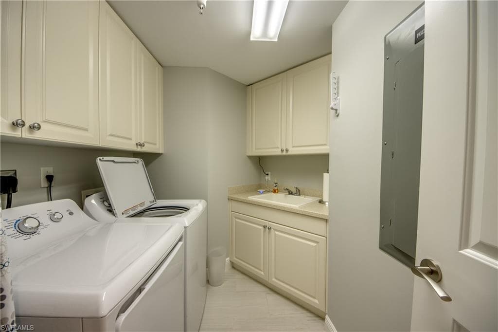 6081 Silver King BLVD 1002-31