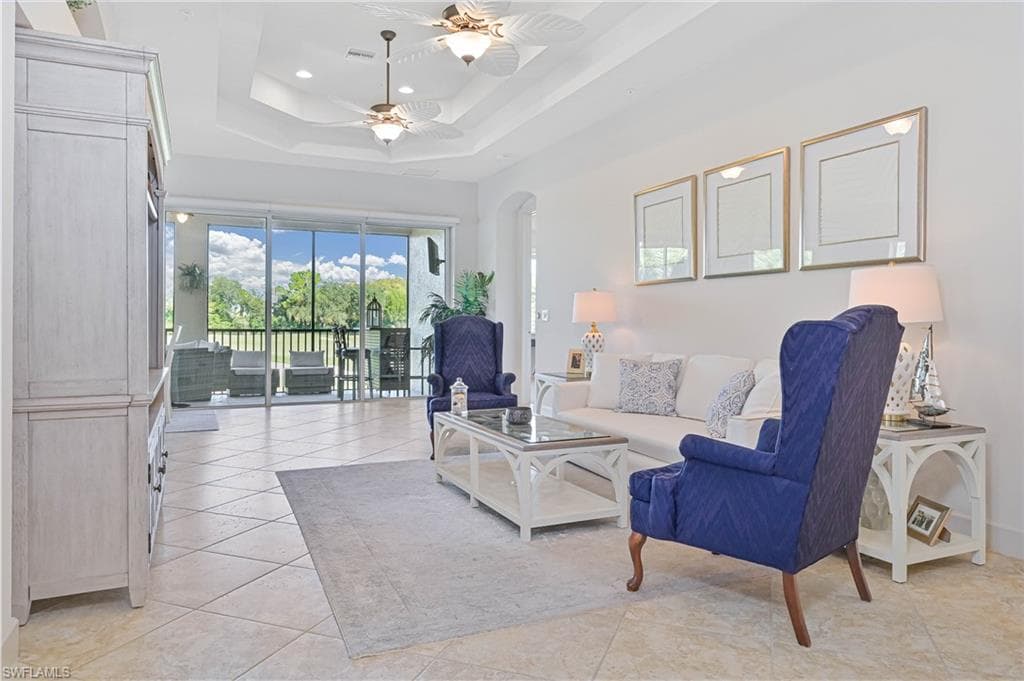 10251 Glastonbury CIR 201-23