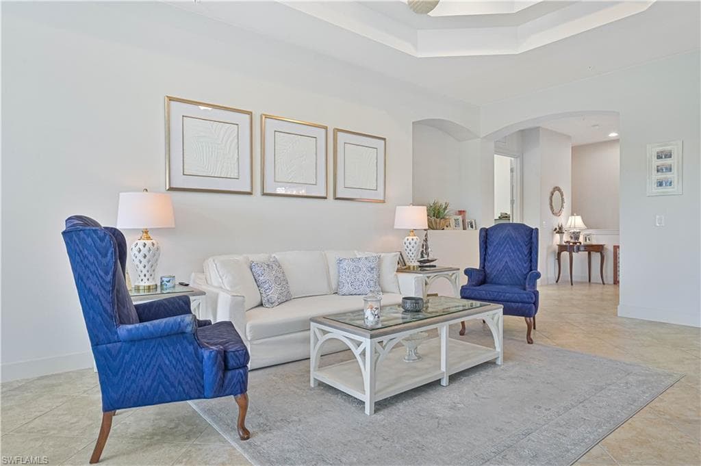 10251 Glastonbury CIR 201-22