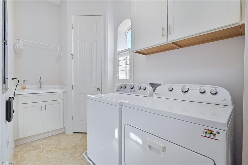 10251 Glastonbury CIR 201-38