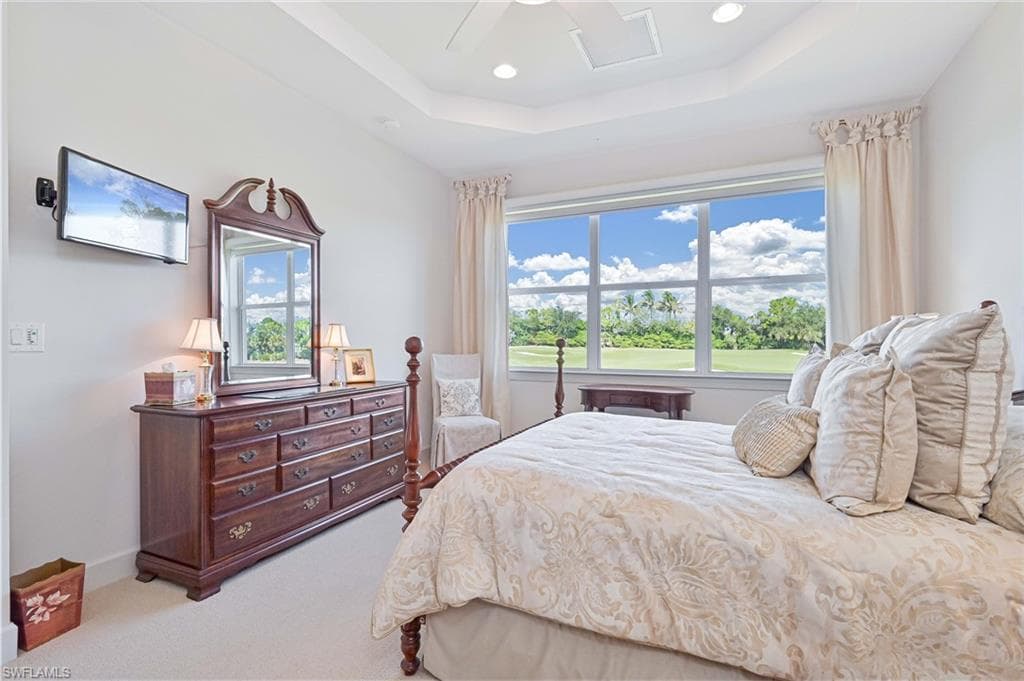 10251 Glastonbury CIR 201-8