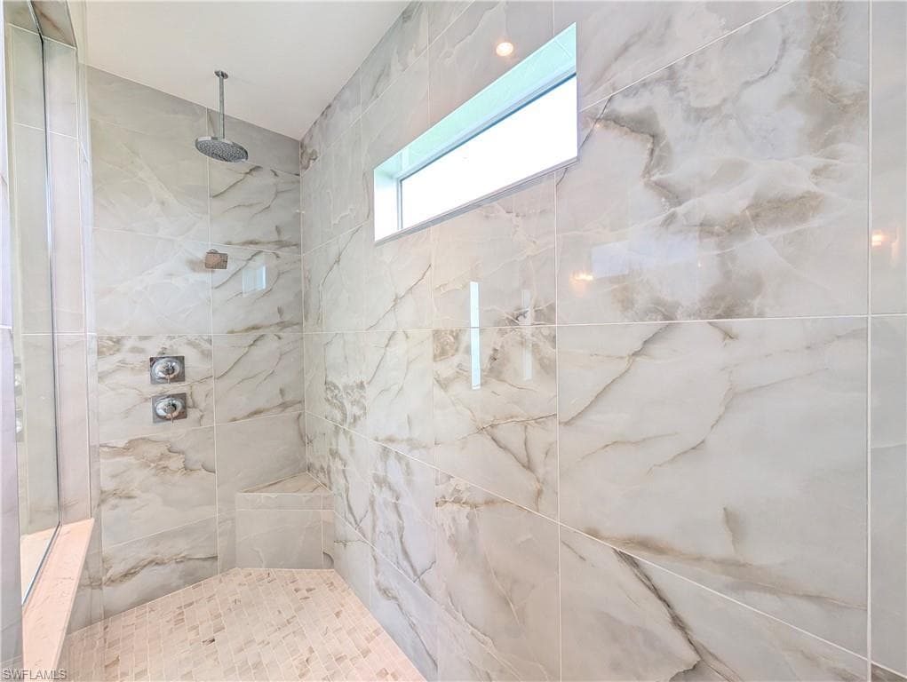 9077 Wisteria WAY-19
